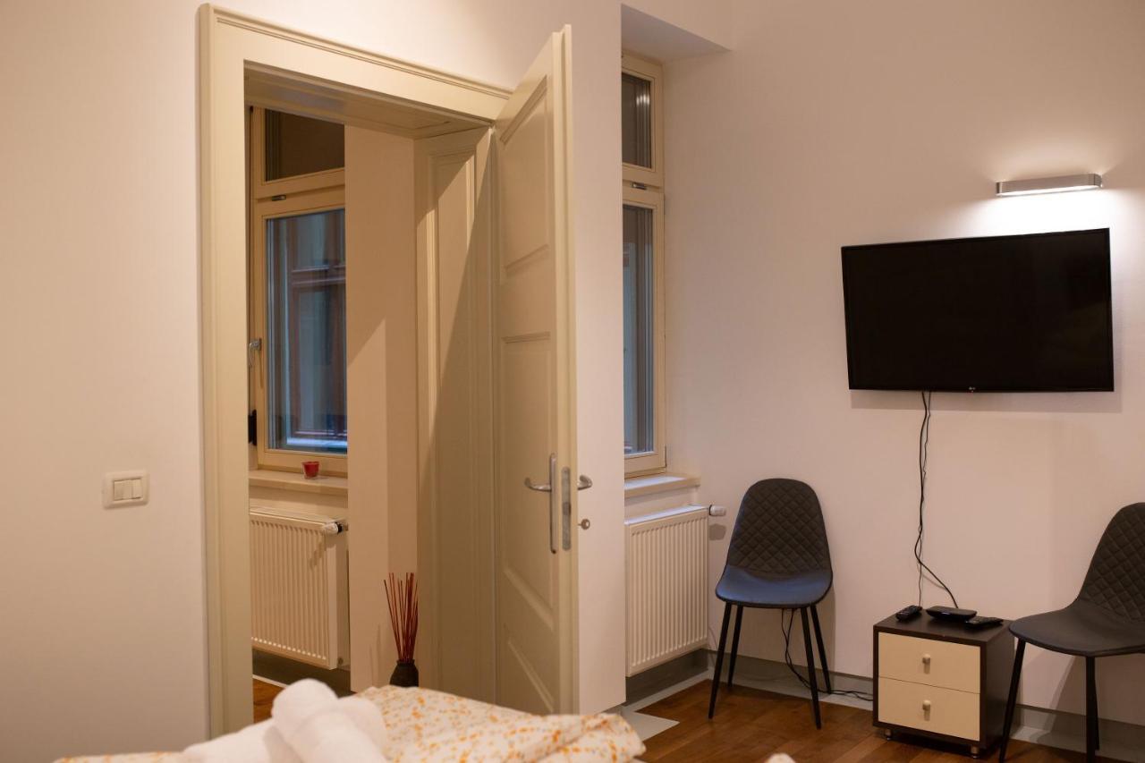 Alessia Apartment In The Old Town Timisoara Exterior photo
